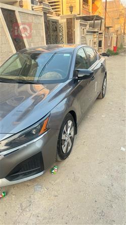 نیسان ئەلتیما